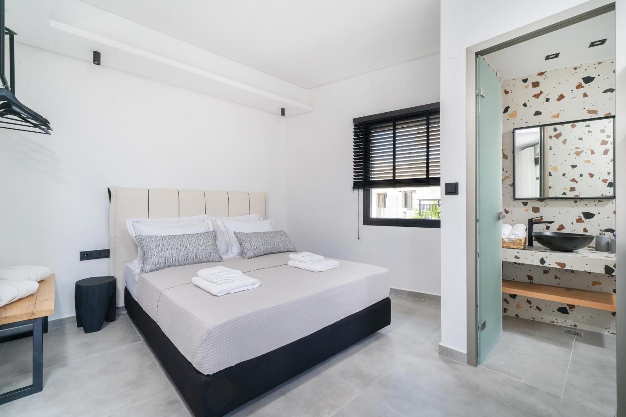 Parilion Suites Потос Экстерьер фото