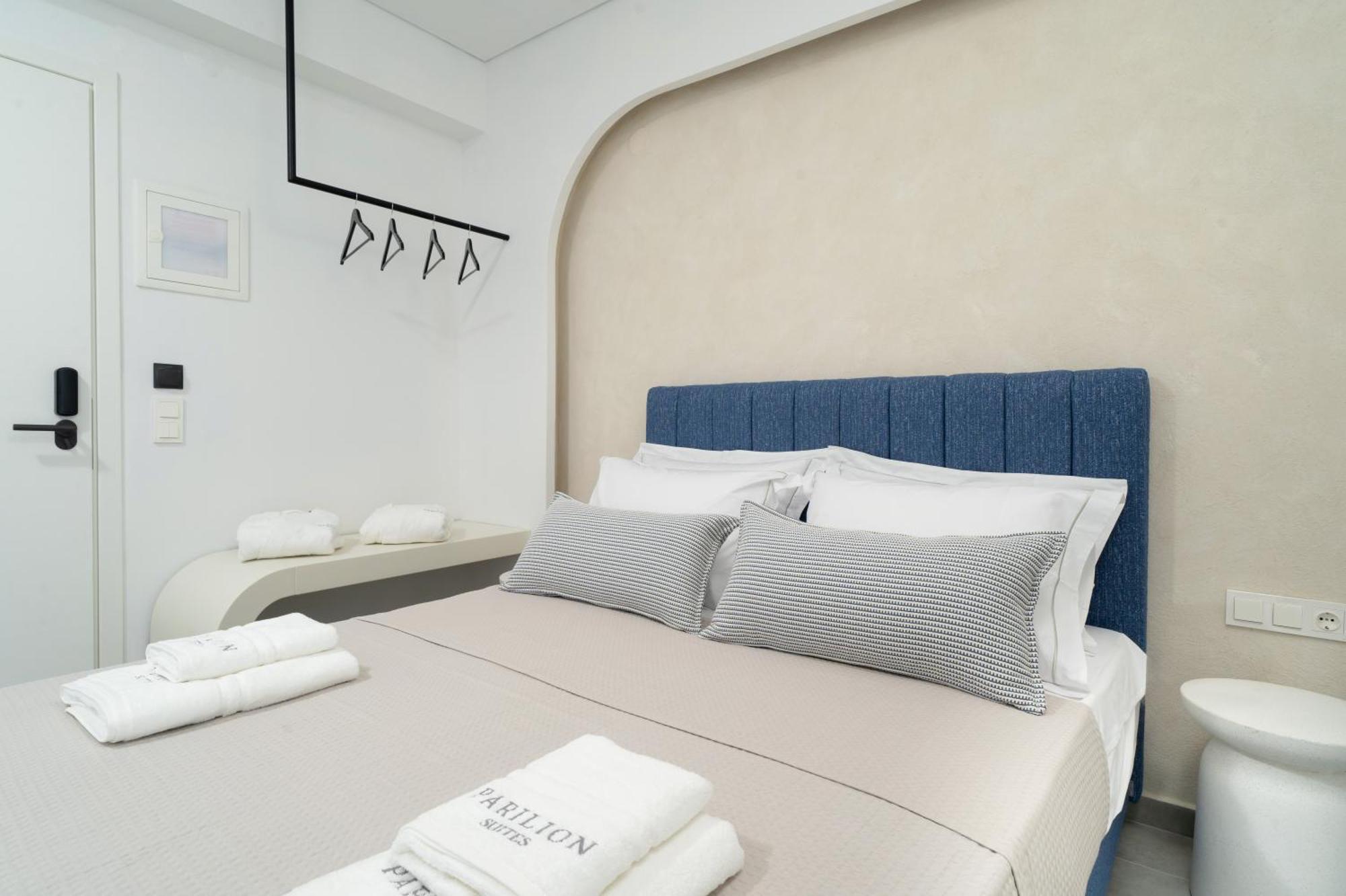 Parilion Suites Потос Экстерьер фото